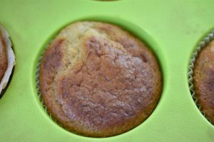 Vanilje muffins med frosting - nemme uden æg