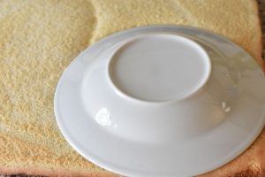 Rabarberlagkage med makroner - nem opskrift