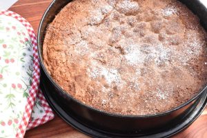 DSC_1514 • nogetiovnen.dk Sandkage med rabarber - lækker kage opskrift