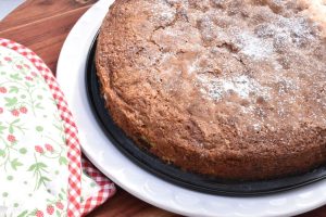 DSC_1517 • nogetiovnen.dk Sandkage med rabarber - lækker kage opskrift