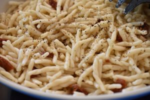 Pastasalat med soltørret tomat & tomater - nem