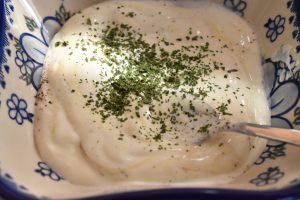 Hønsesalat opskrift - hjemmelavet hønsesalat