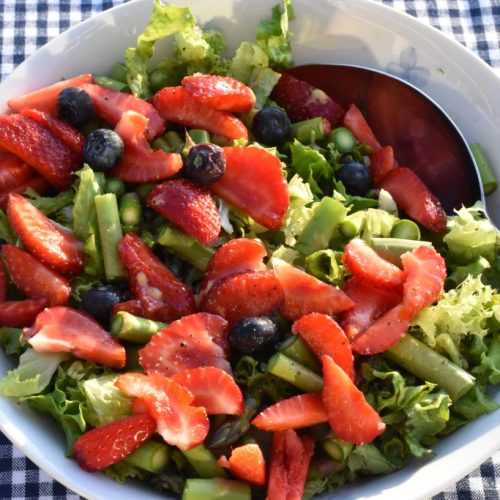 Salat med jordbær & asparges - sommersalat