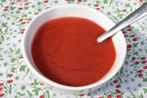 Jordbærsovs - nem frugtsovs til is & dessert