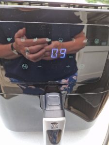 Holms deli XXL airfryer - ny ven i køkkenet