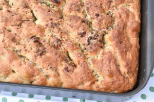 DSC_1714 • nogetiovnen.dk Koldhævet foccacia brød i bradepande - nemt
