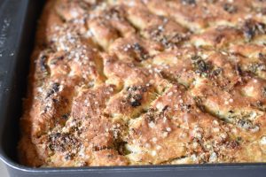 DSC_1898 • nogetiovnen.dk Koldhævet foccacia brød i bradepande - nemt