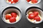 DSC_2453 • nogetiovnen.dk Lækre muffins med jordbær - nem opskrift