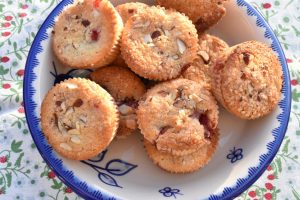 DSC_2467 • nogetiovnen.dk Lækre muffins med jordbær - nem opskrift