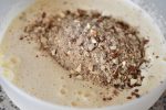 Mandelbund med jordbær, fløde & chokolade