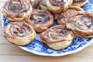 Kanelsnegle med færdig butterdej - nemme