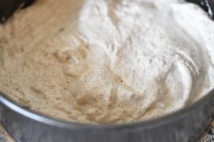 Nøddebund med rabarberskum - mandeldrøm