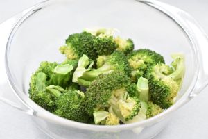 Broccoli i airfryer - knust broccoli m. parmesan