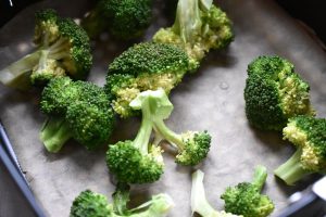 Broccoli i airfryer - knust broccoli m. parmesan