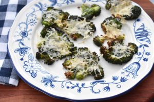 Broccoli i airfryer - knust broccoli m. parmesan