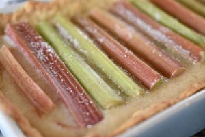 Rabarbertærte med mørdej & marcipan - nem