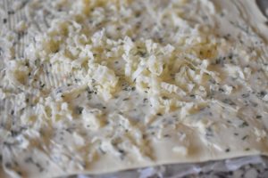 Hvidløgssnegle med ost - butterdej snacks