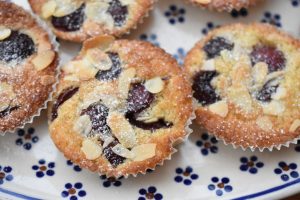 DSC_2970 • nogetiovnen.dk Kirsebærmuffins - lækre muffins med kirsebær