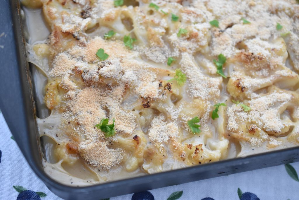 Gratineret blomkål med rasp og bechamel