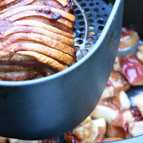 Æbleflæsk i airfryer - baconsteg med æbler