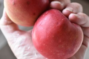 Æbleboller med kanel - boller med æbler