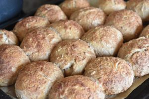 Æbleboller med kanel - boller med æbler