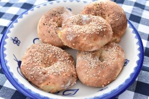 Bagels i airfryer - nem opskrift uden gær
