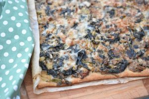Vegetar pizza med spinat nem opskrift