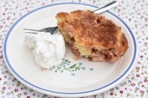 DSC_3608 • nogetiovnen.dk Amerikansk æblekage - nem kage med æbler