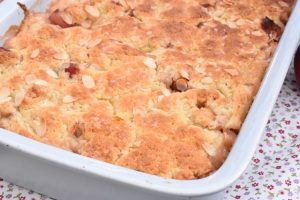 DSC_3629 • nogetiovnen.dk Amerikansk æblekage - nem kage med æbler