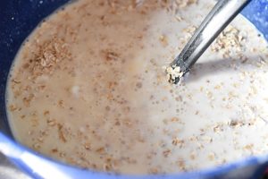 Tykke pandekager med skyr og havregryn