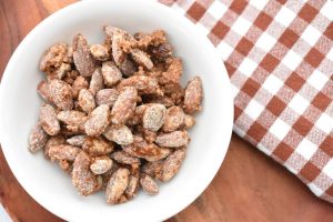 Brændte mandler med lakrids - nem opskrift