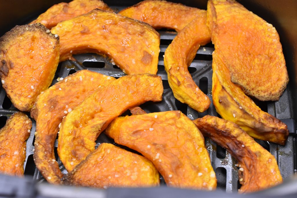 DSC_0067 • nogetiovnen.dk Græskar i airfryer bagt hokkaido fritter
