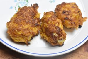 Kylling med cornflakes - crispy kyllingenuggets