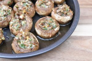 Champignon i airfryer med hvidløgssmør