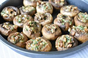 Champignon i airfryer med hvidløgssmør