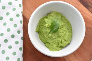Spinatpesto opskrift - nem pesto med spinat