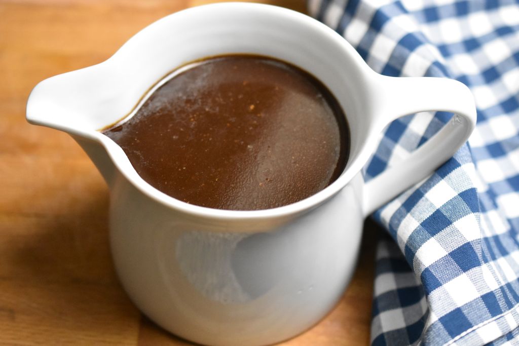 Andesovs - nem opskrift på brun sovs til and