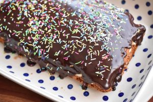 Honningkage med smørcreme - nem opskrift