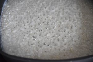 Risengrød i ovn - der ikke brænder på - opskrift