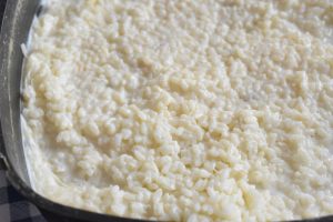 Risengrød i ovn - der ikke brænder på - opskrift 