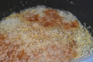 Saltkaramel opskrift - karamelsauce med salt