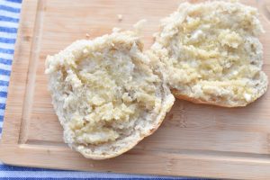 DSC_0068 • nogetiovnen.dk Havregrødsboller - bag boller med havregrød