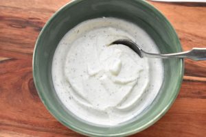 Hytteost dip - nem opskrift på dip med hytteost