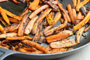 Stegte gulerødder på panden - nem opskrift