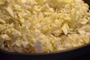 Brunkål med bacon - nem opskrift med hvidkål 