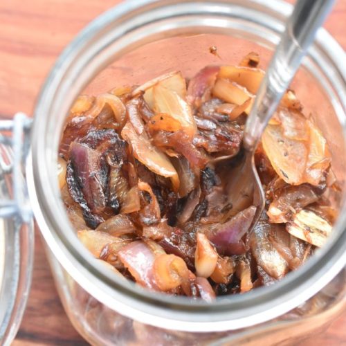 Karamelliserede løg - opskrift på løgkompot