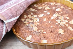 Æblekage i airfryer - nem æbletærte