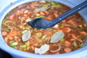 Svinekæber - lækker opskrift på braiserede svinekæber