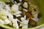 Karrysalat til sild - hjemmelavet. Nem opskrift